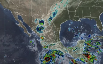 Trudy cambia de intensidad y mantiene en alerta al Pacífico mexicano